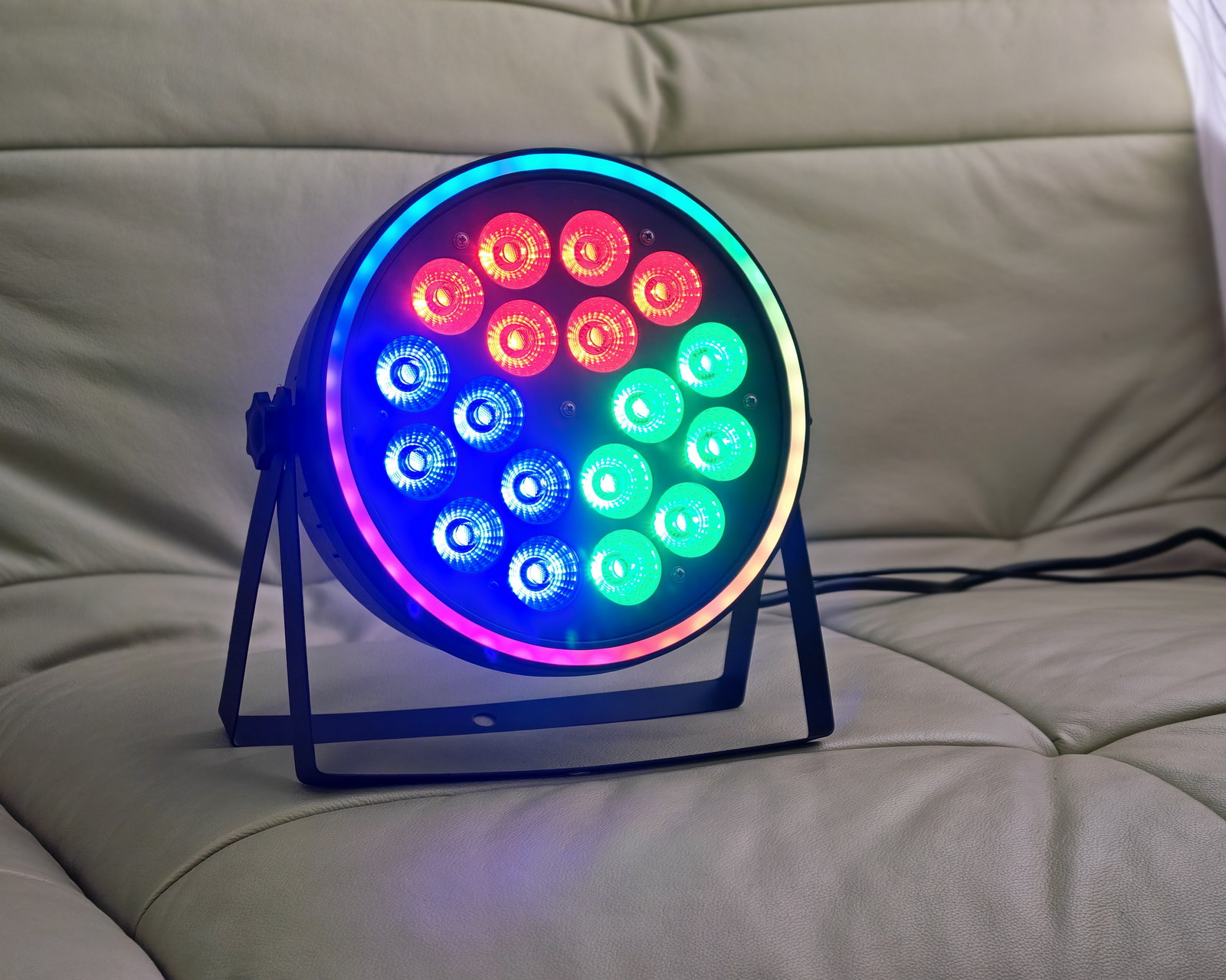 L-pro, Par 18x12w, 6 сегментов, Кольцо, RGBW — изображение 3